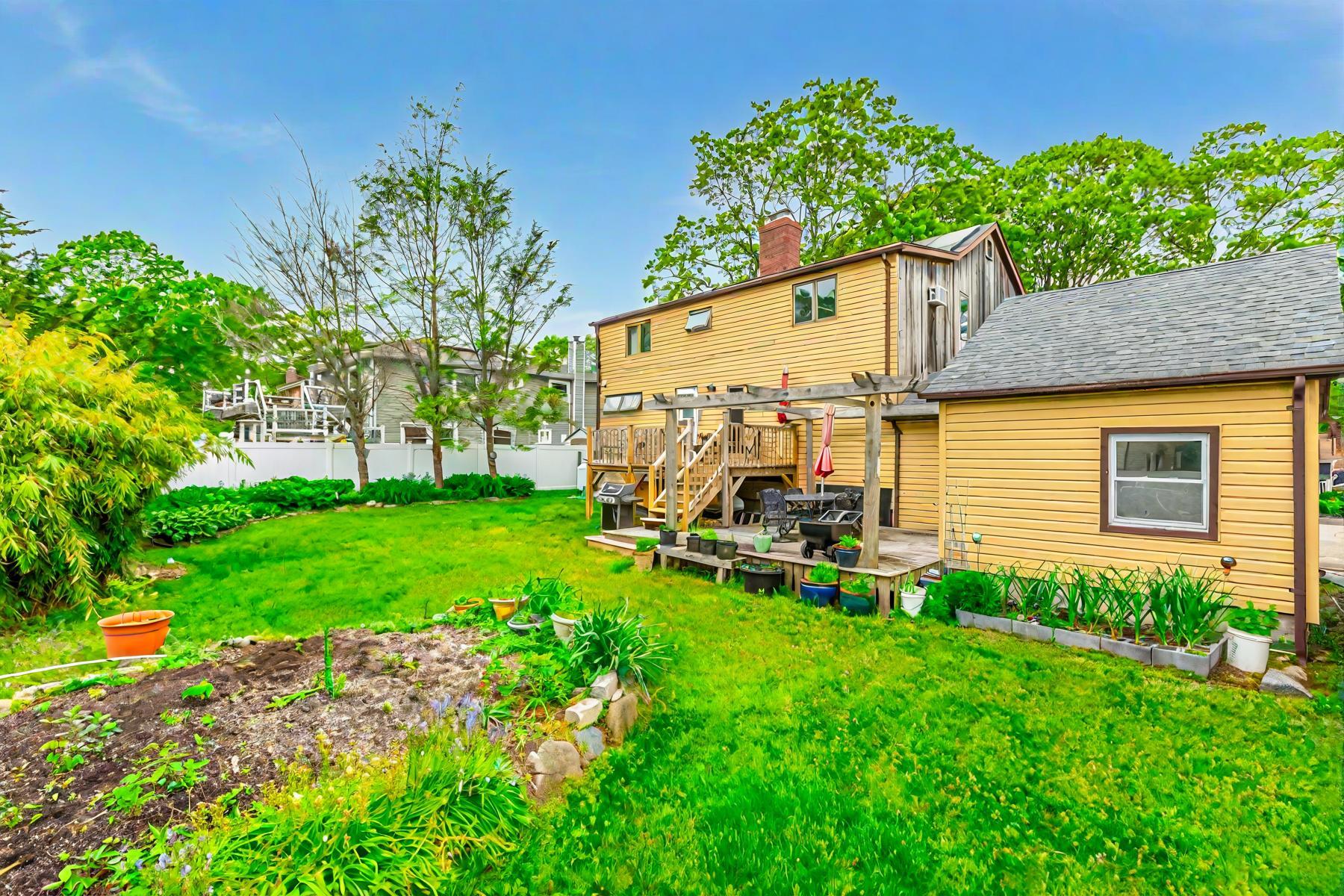 412 Boulder Street, Ronkonkoma, New York image 27