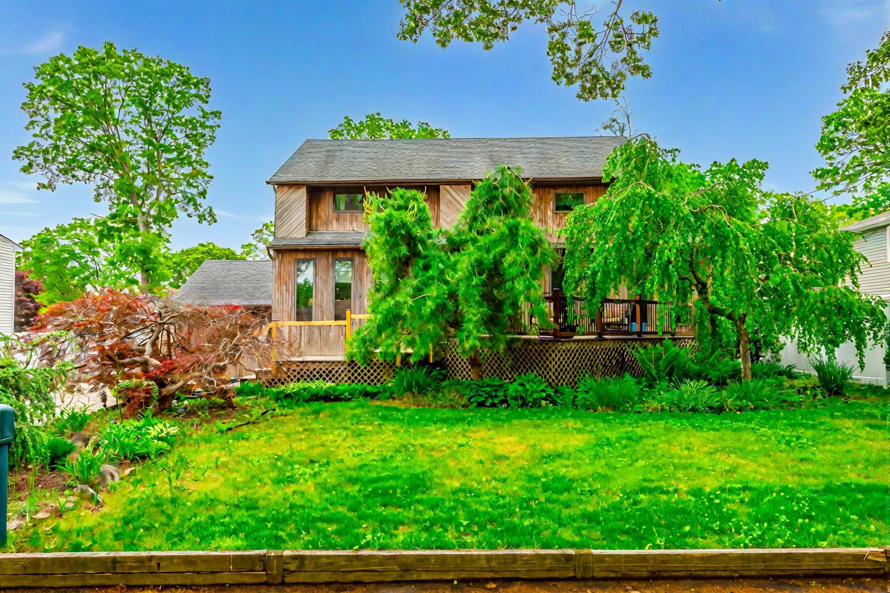 412 Boulder Street, Ronkonkoma, New York image 1