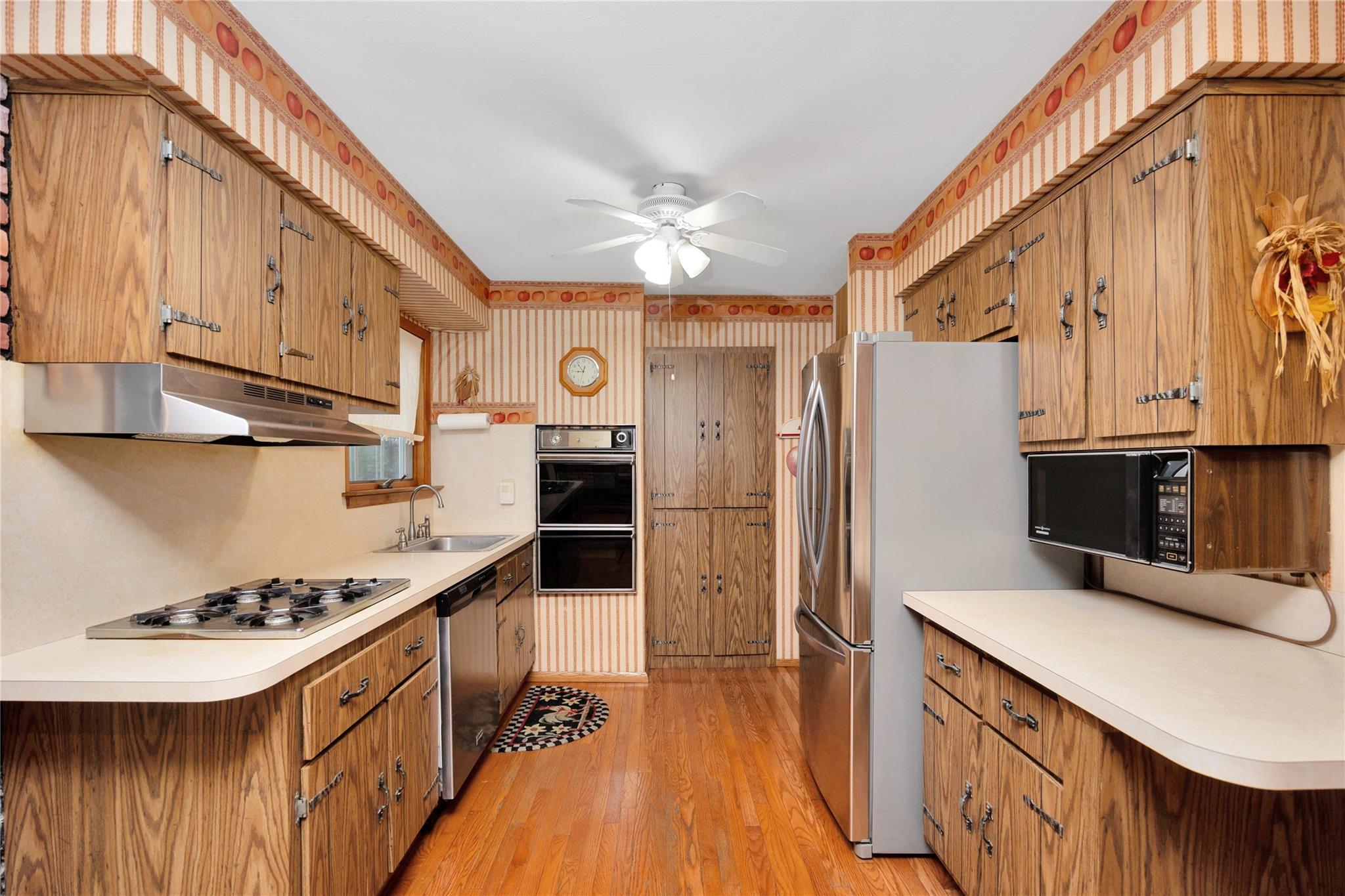 325 W 23rd Street, Deer Park, New York image 6