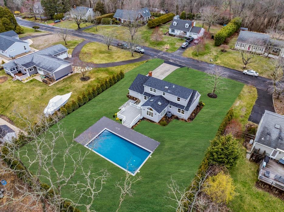 845 Rosewood Drive, Mattituck, New York image 34