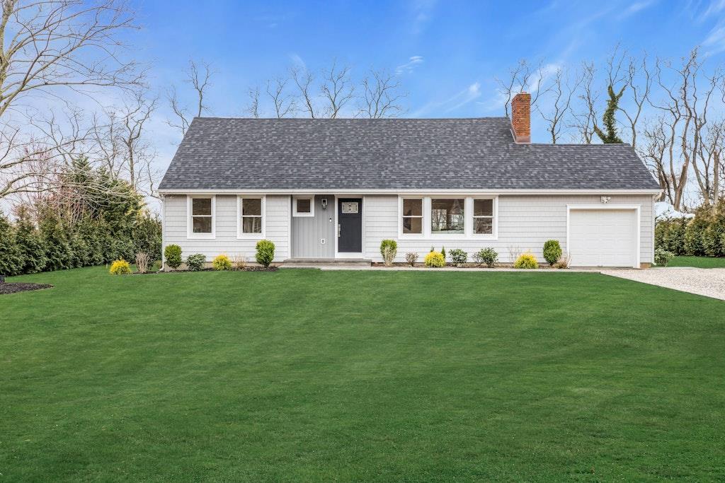 845 Rosewood Drive, Mattituck, New York image 2