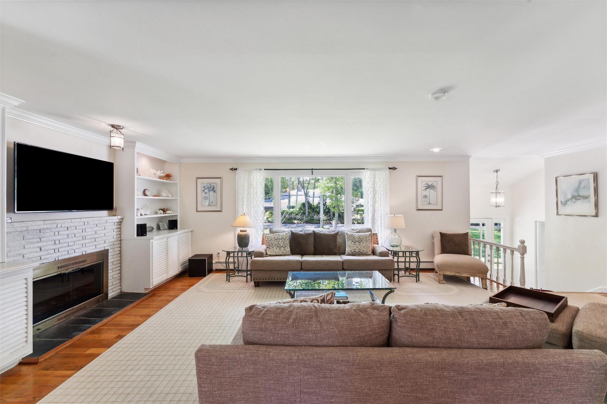 9 White Oak Lane