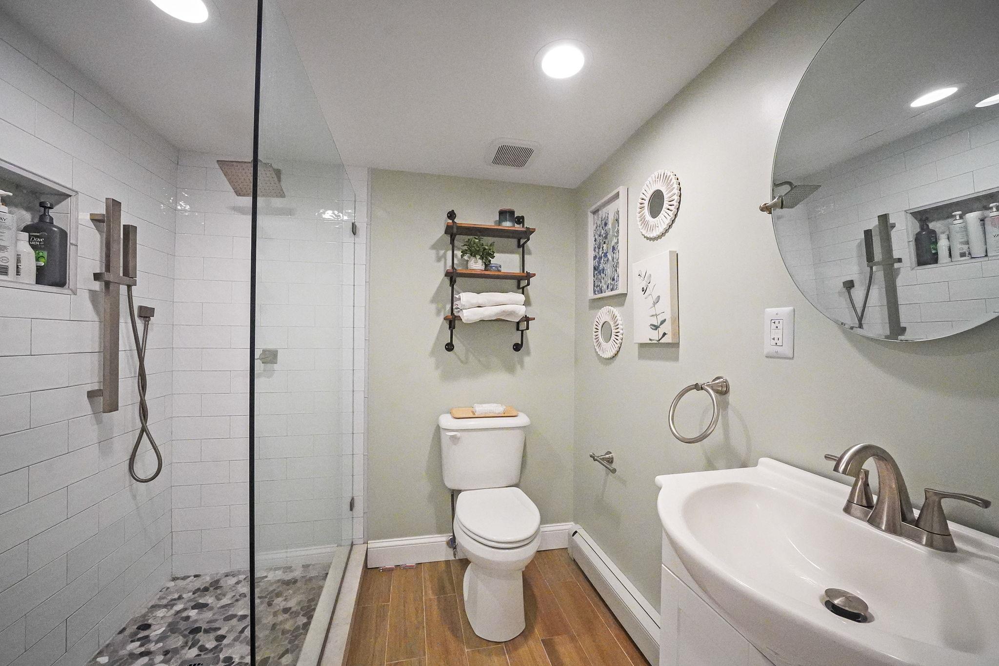 1 Elizabeth Drive, Bethpage, New York image 23