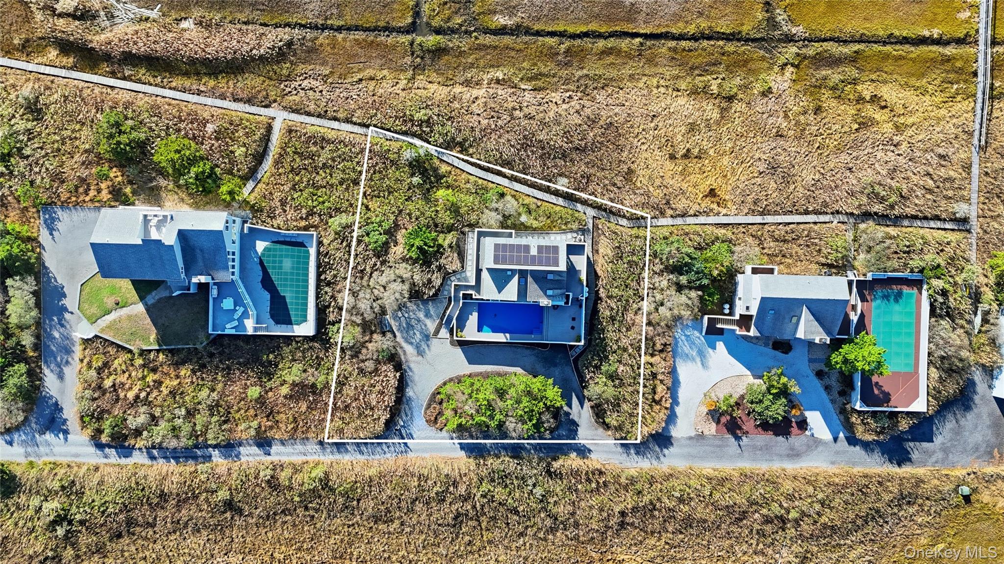 556 Dune Road