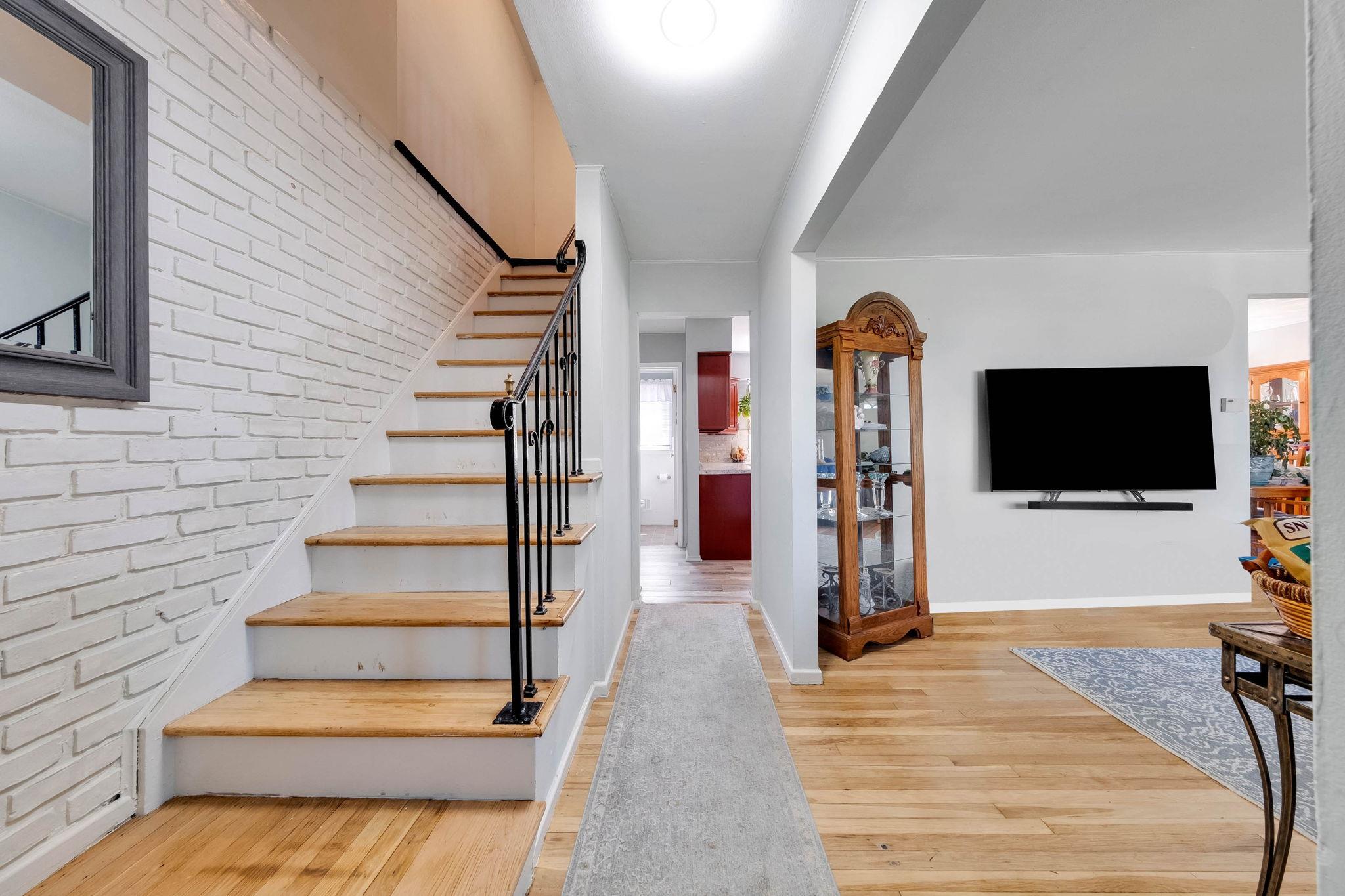 7 Hedge Lane, Centereach, New York image 7