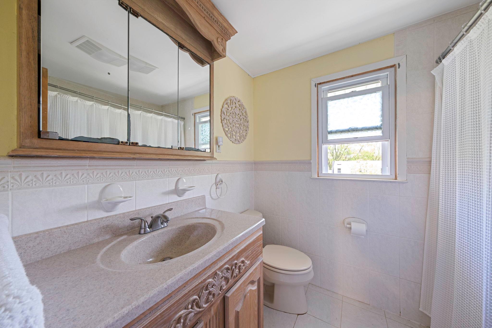 7 Hedge Lane, Centereach, New York image 15