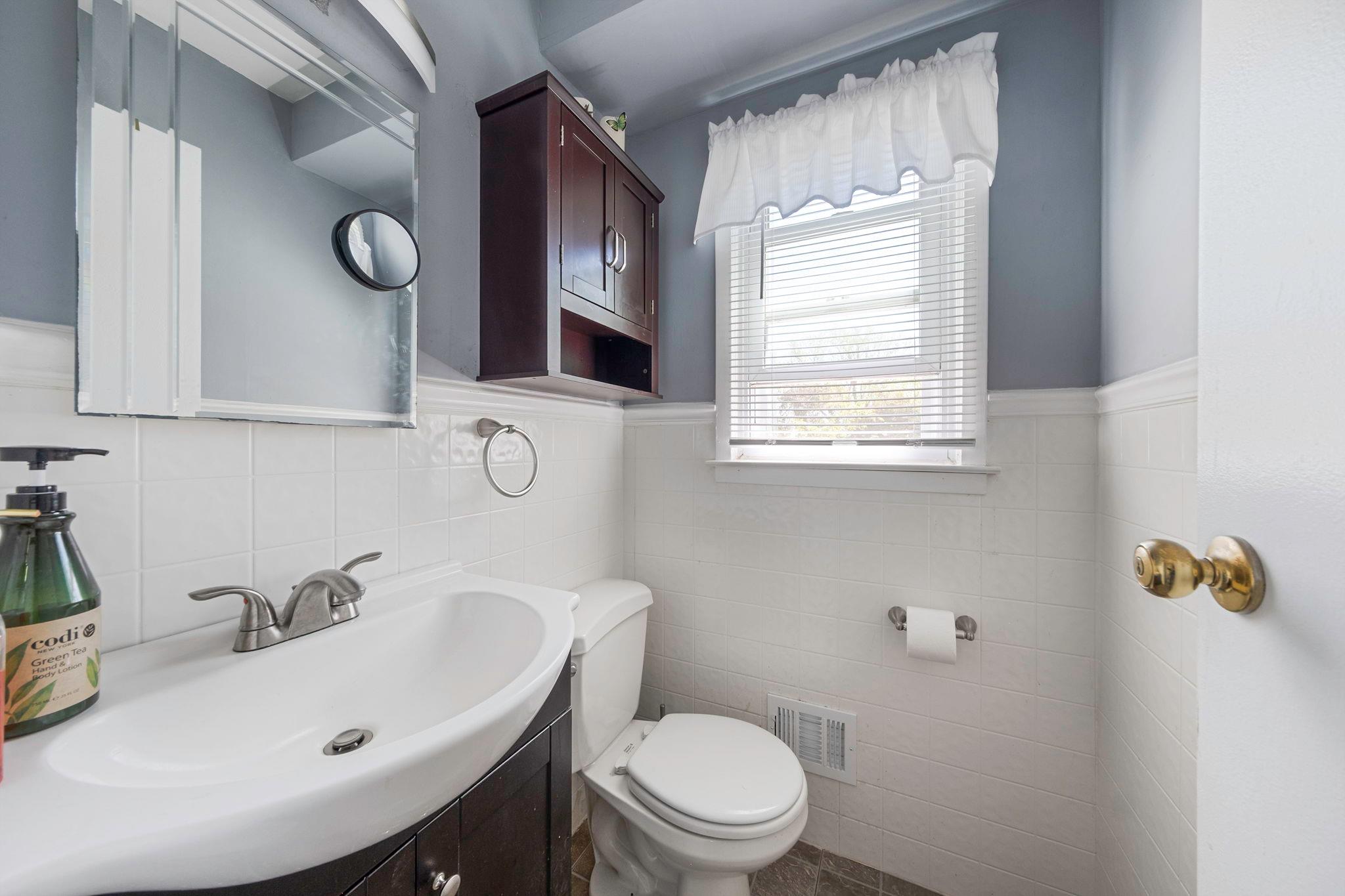 7 Hedge Lane, Centereach, New York image 13