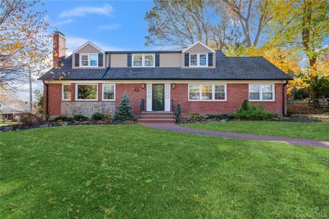 12 Mallard Cove Centerport NY 11721