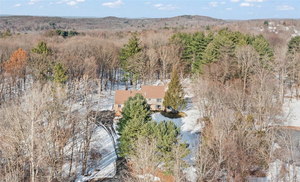 Photo of 3 Lisa Court, Red Hook, NY 12571 (MLS # 944589)