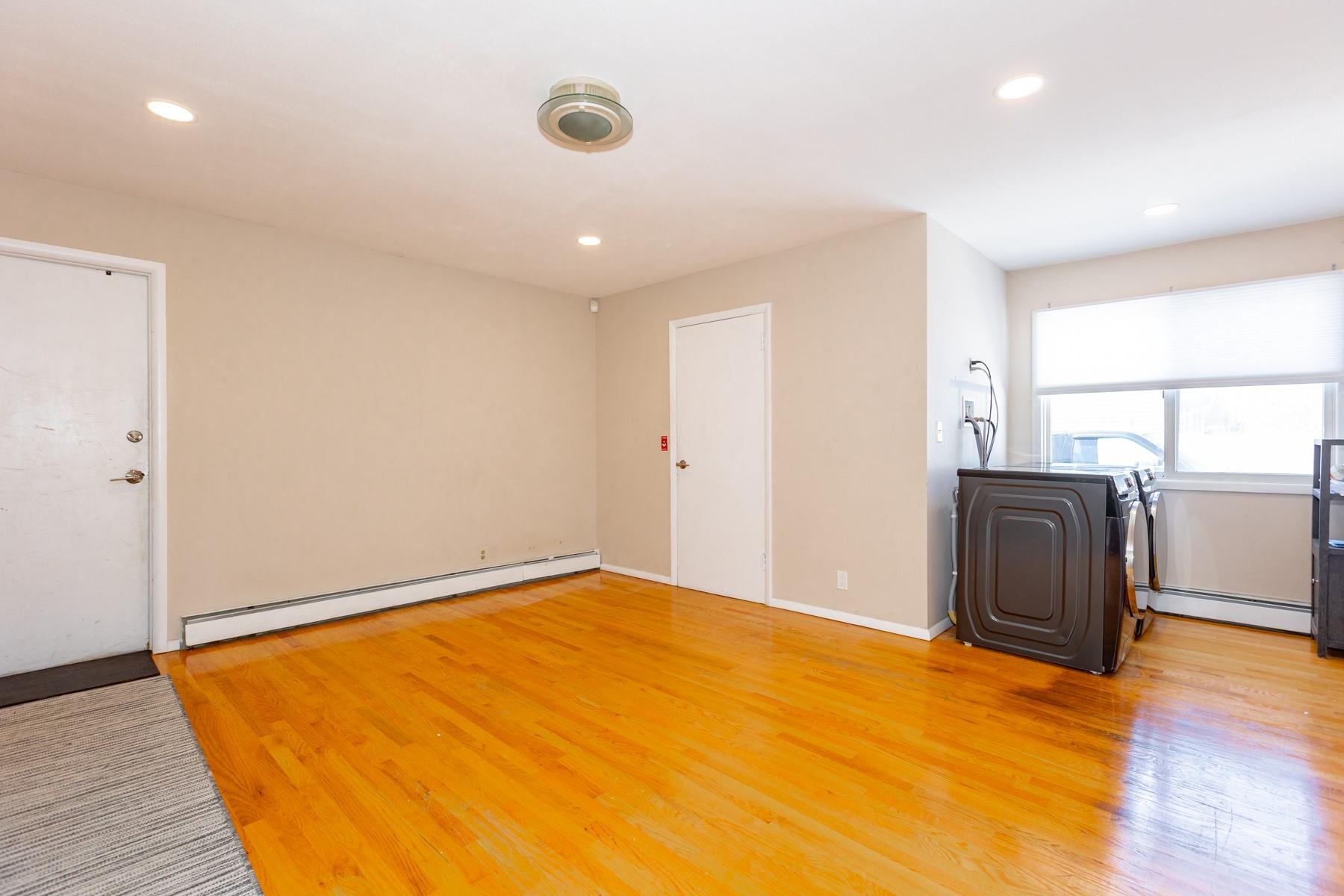 71 Garretson Avenue, Islip, New York image 13