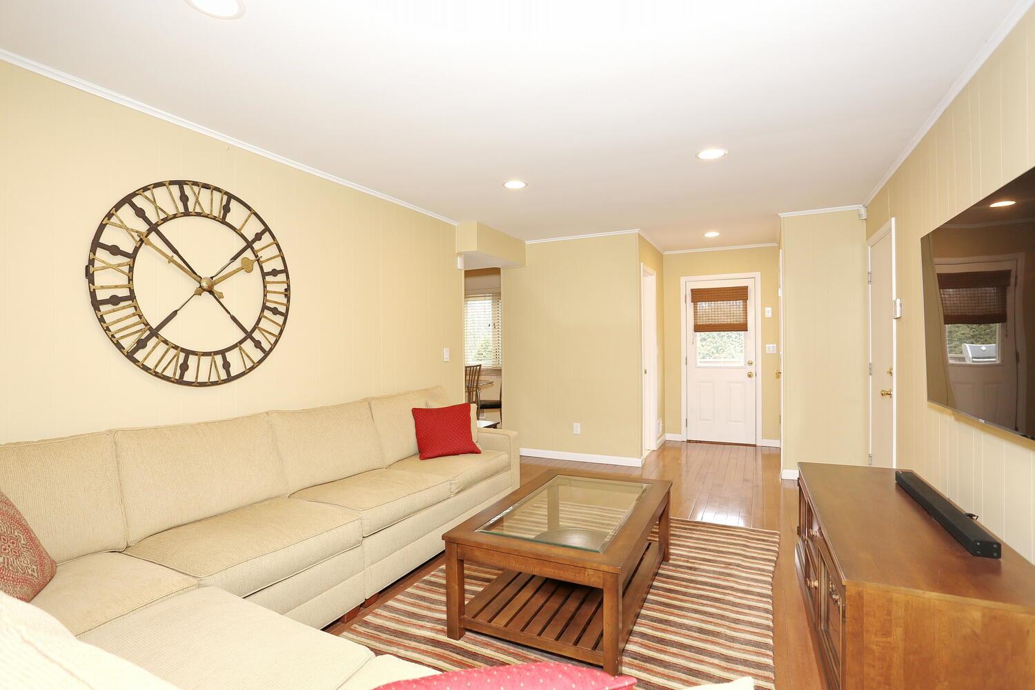 50 Princeton Drive, Tappan, New York image 17