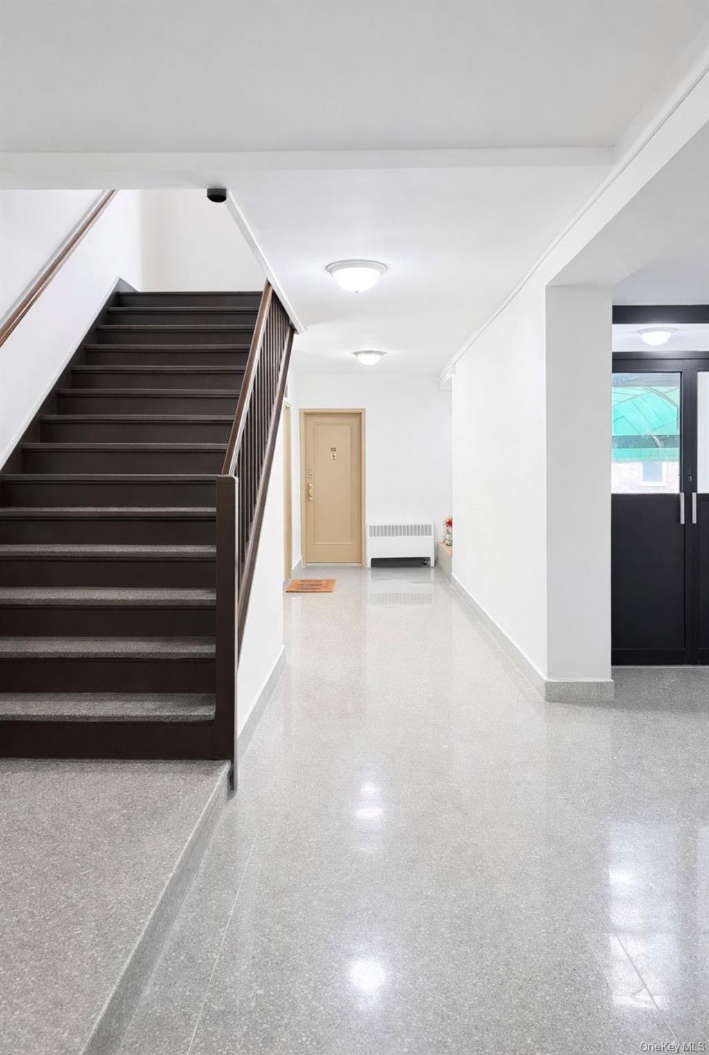 Photo of 2255 Cruger Ave. Ave #1B, Bronx, NY 10467 (MLS # 971761)