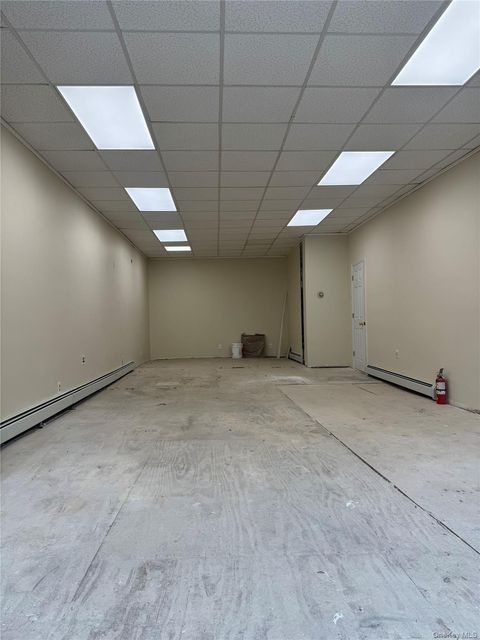 102-09 101st Ave Ozone Park NY 11416