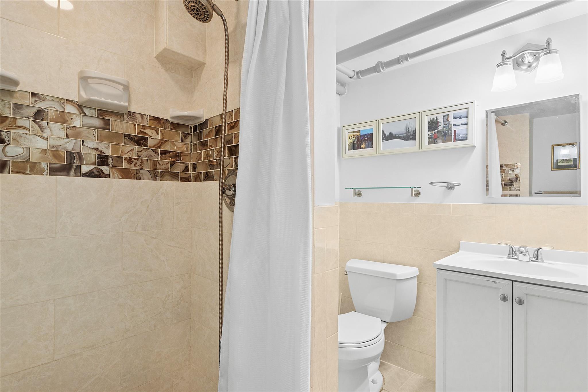 11114 75th Avenue, Forest Hills, New York image 19