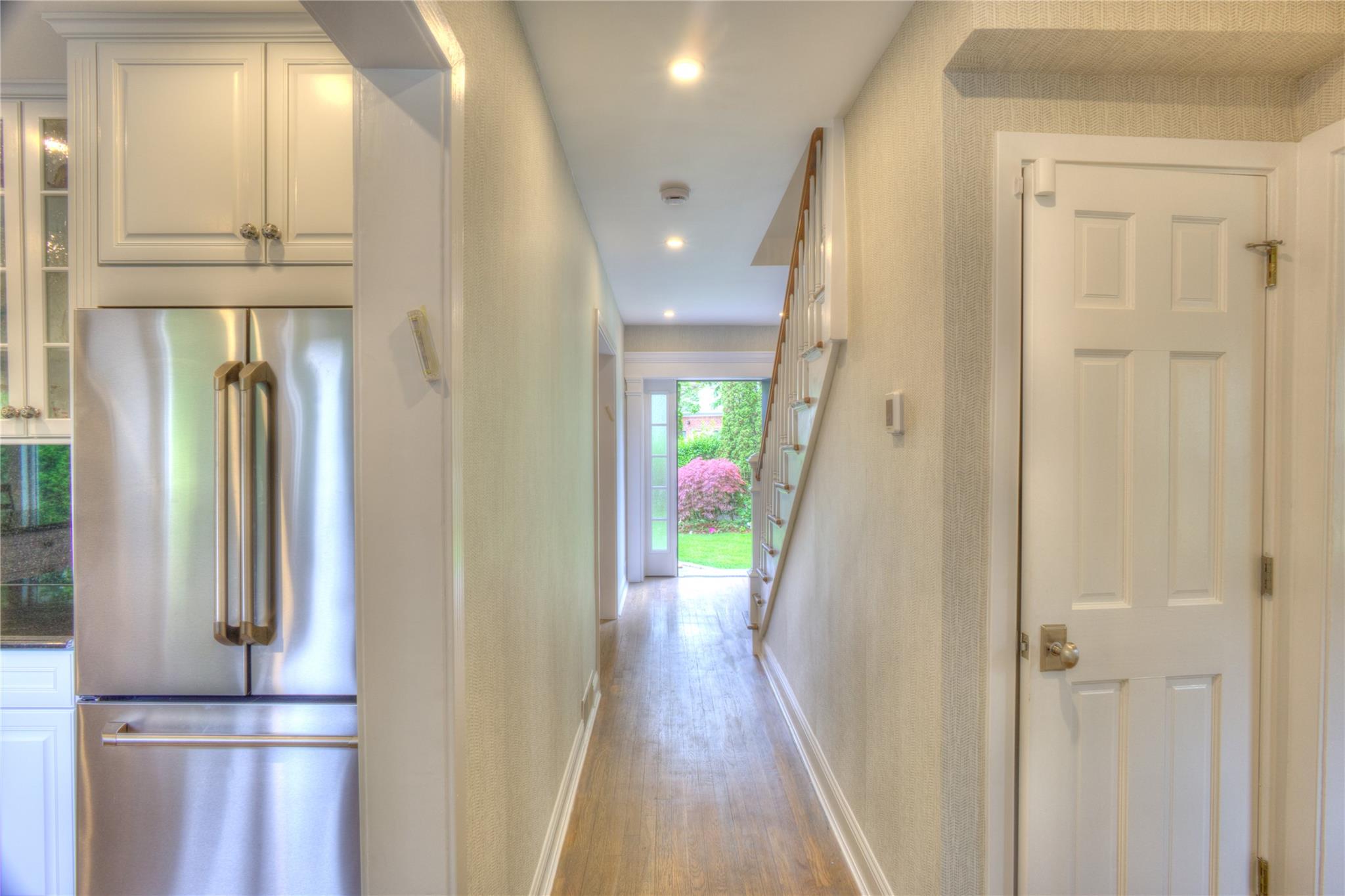 30 Johnstone Rd, Great Neck, New York image 15