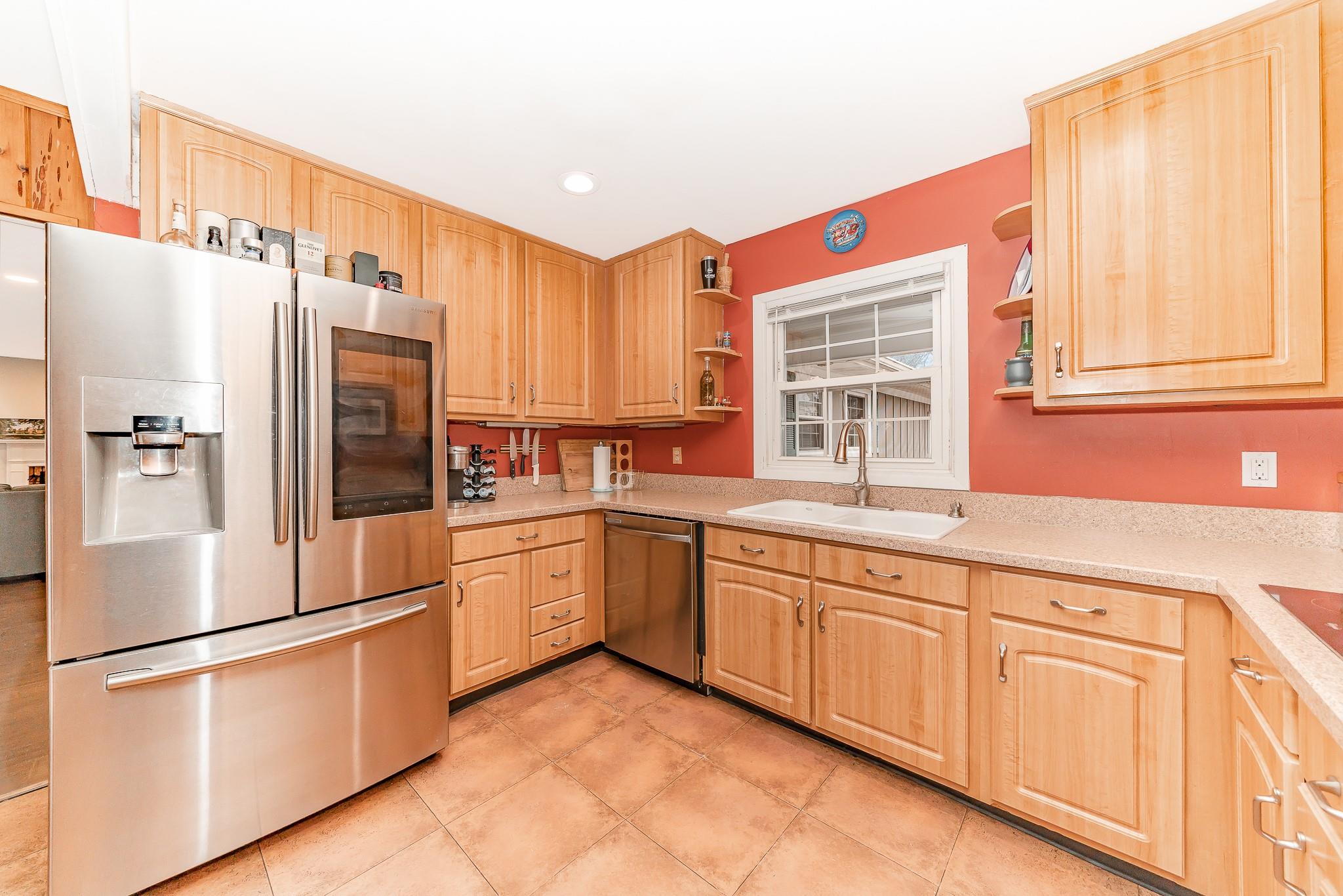 4 Pennaquid Road, Coram, New York image 18