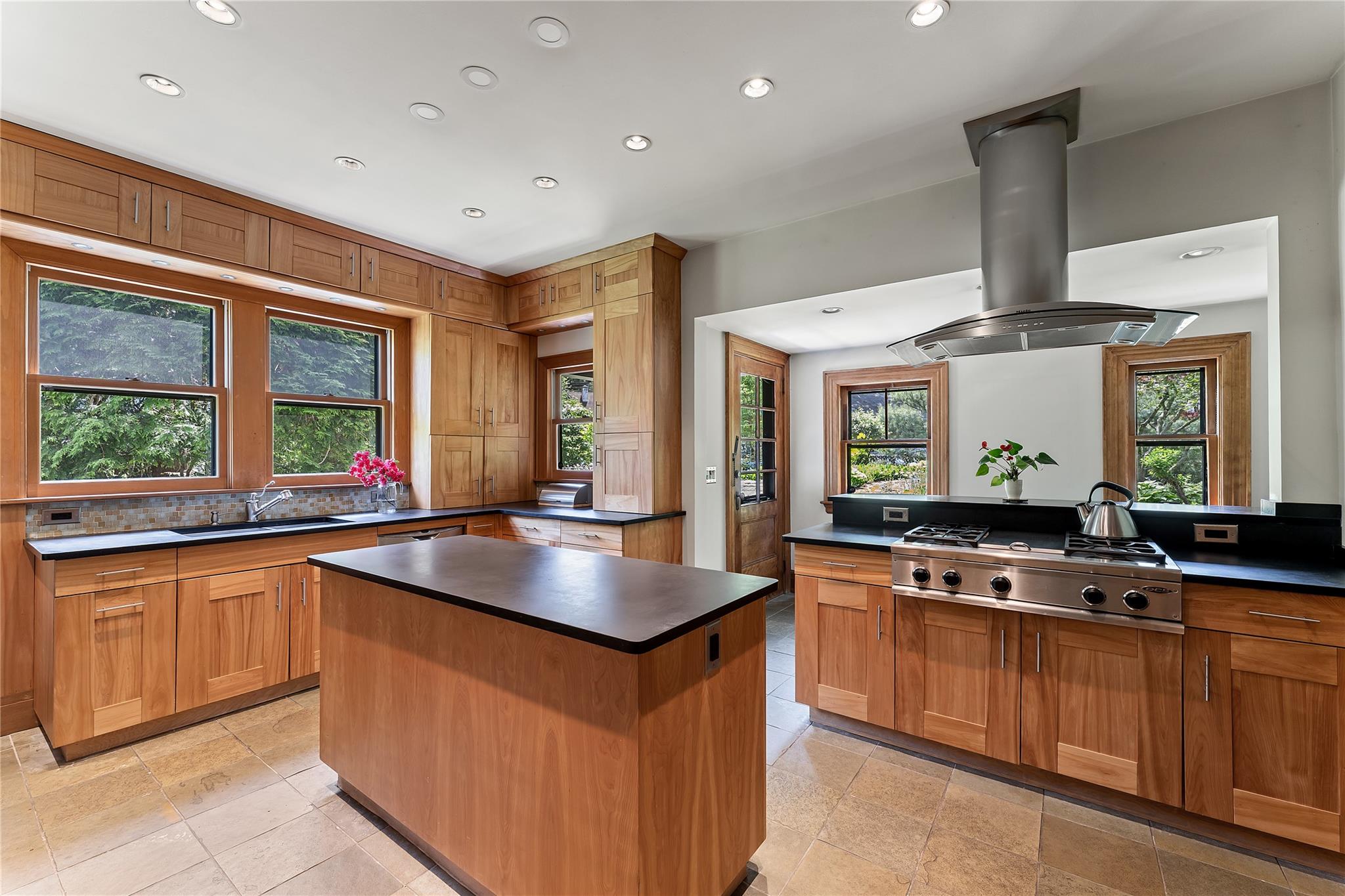 16 Fairview Avenue, Tarrytown, New York image 12