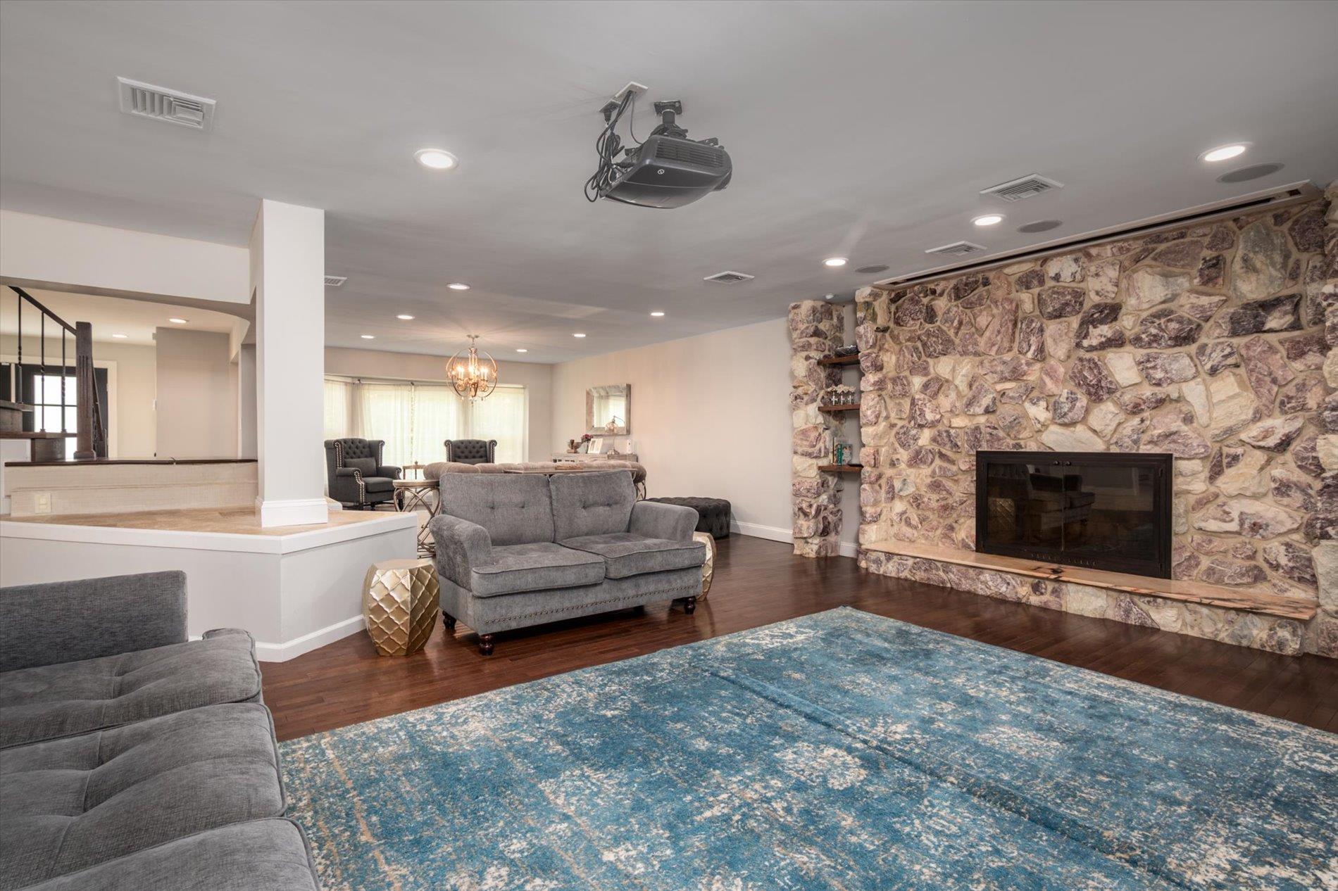 10 Stony Run Court, Dix Hills, New York image 8