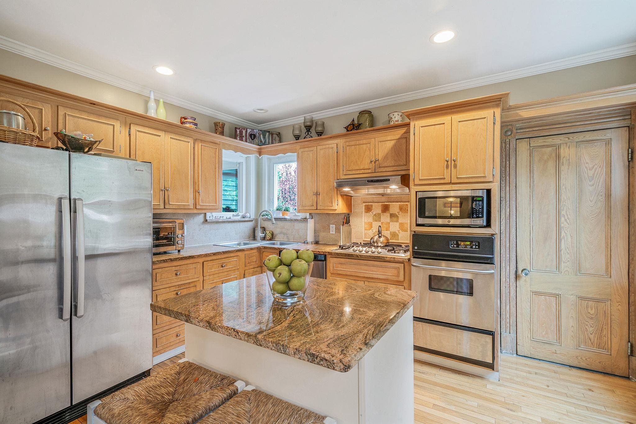 83 Carman Avenue, Woodmere, New York image 7