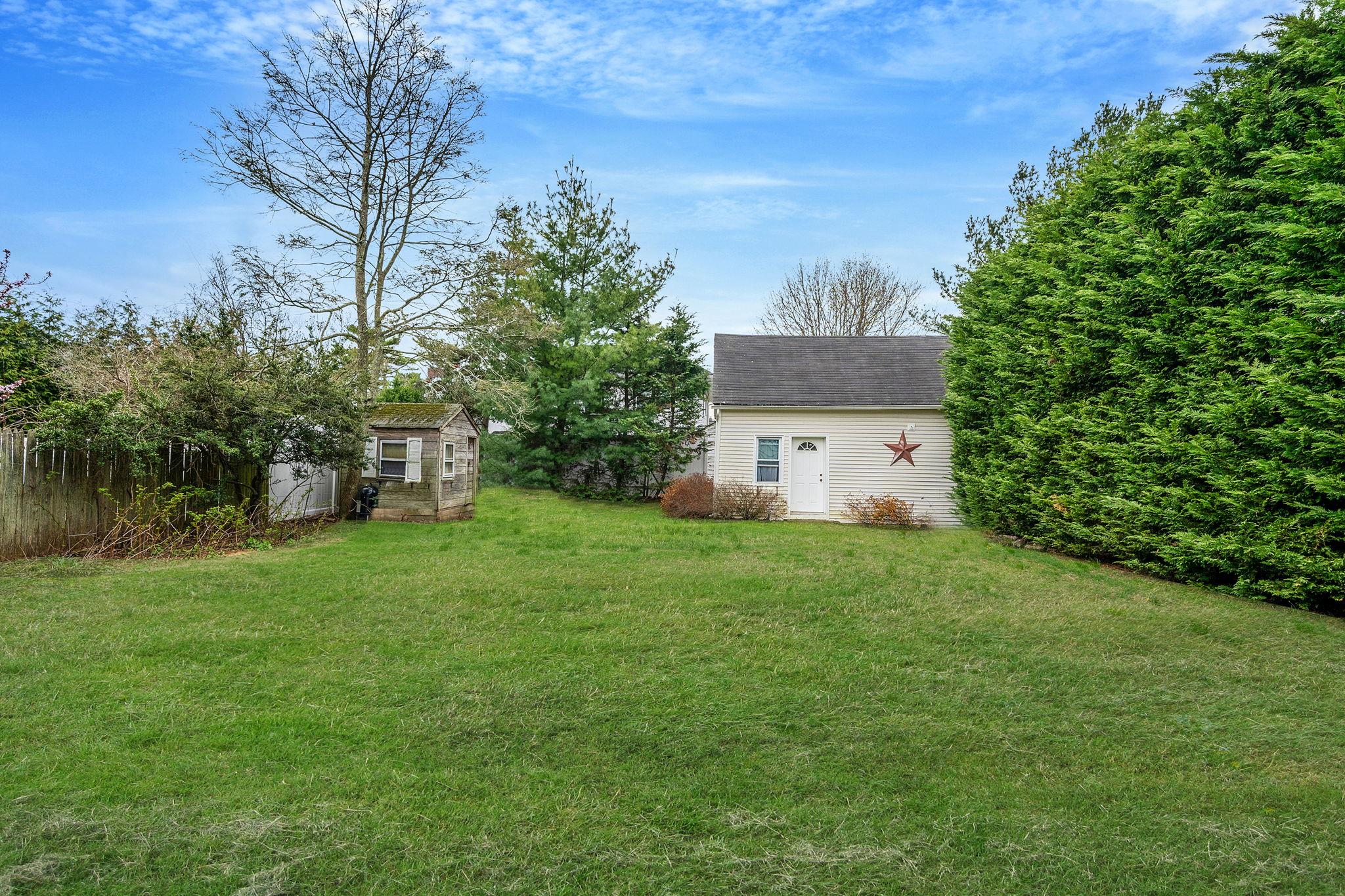 83 Carman Avenue, Woodmere, New York image 21