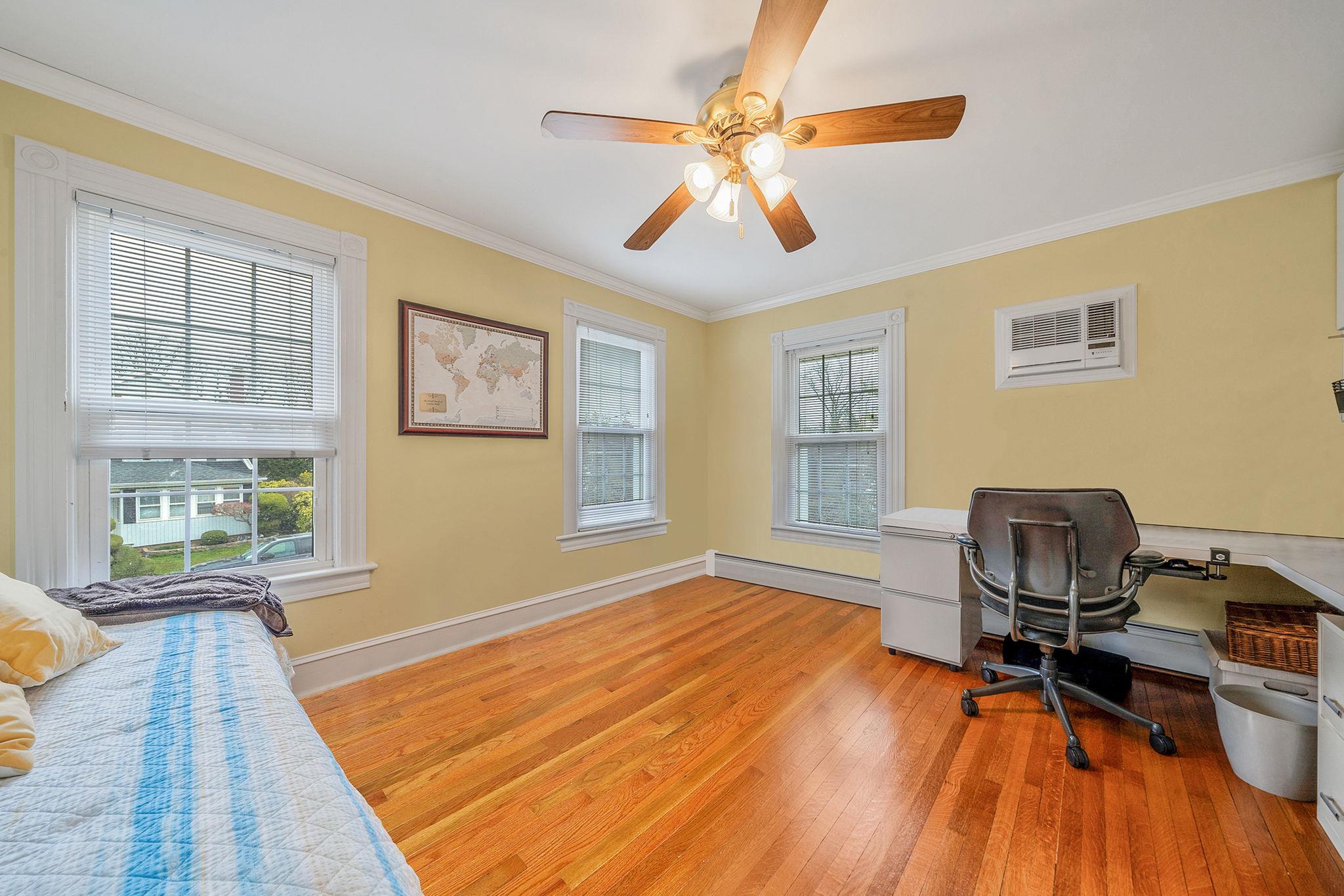 83 Carman Avenue, Woodmere, New York image 17