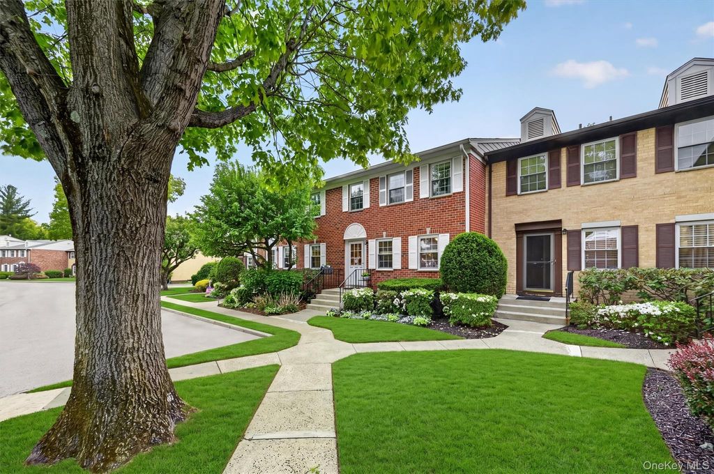 Photo of 426 Genesee Court, Suffern, NY 10901 (MLS # 000123)