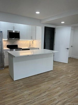 6334 FRESH POND RD # 1A, RIDGEWOOD, NY 11385 - Image d1b70b2ec0d645bf38d0517aba8310c5/658223063