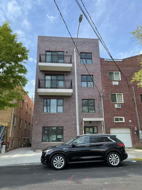 16109 72nd Avenue Fresh Meadows NY 11365