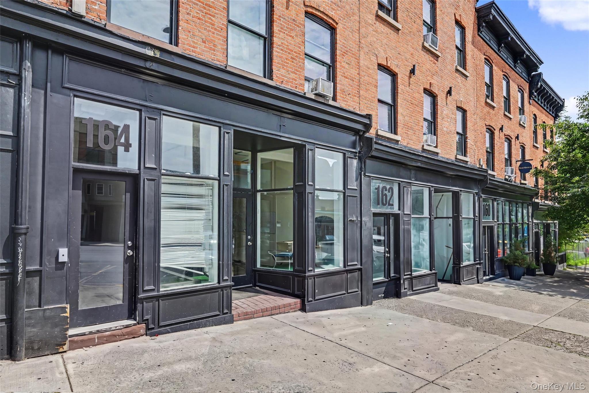 164 Broadway, Newburgh