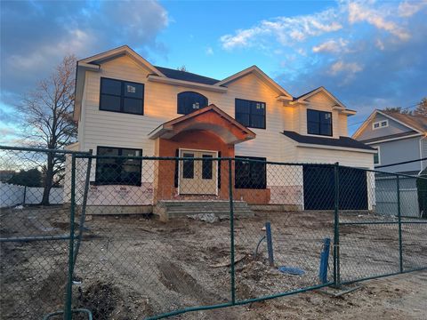 8 Madison Avenue, Jericho, NY 11753 - MLS#: L3583656