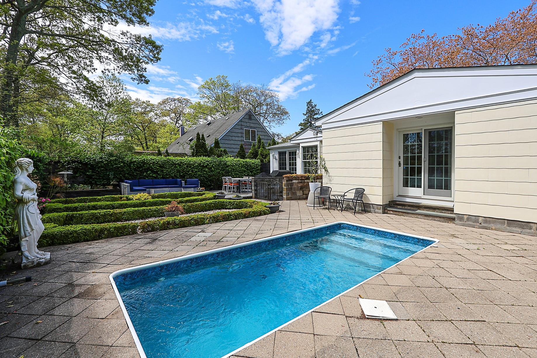 45 Holiday Boulevard, Center Moriches, New York image 30
