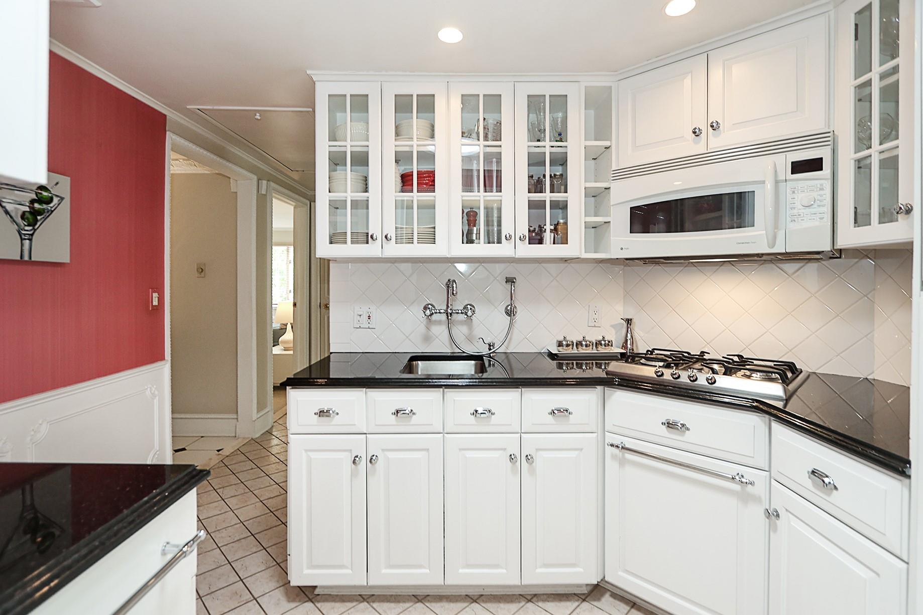 45 Holiday Boulevard, Center Moriches, New York image 12