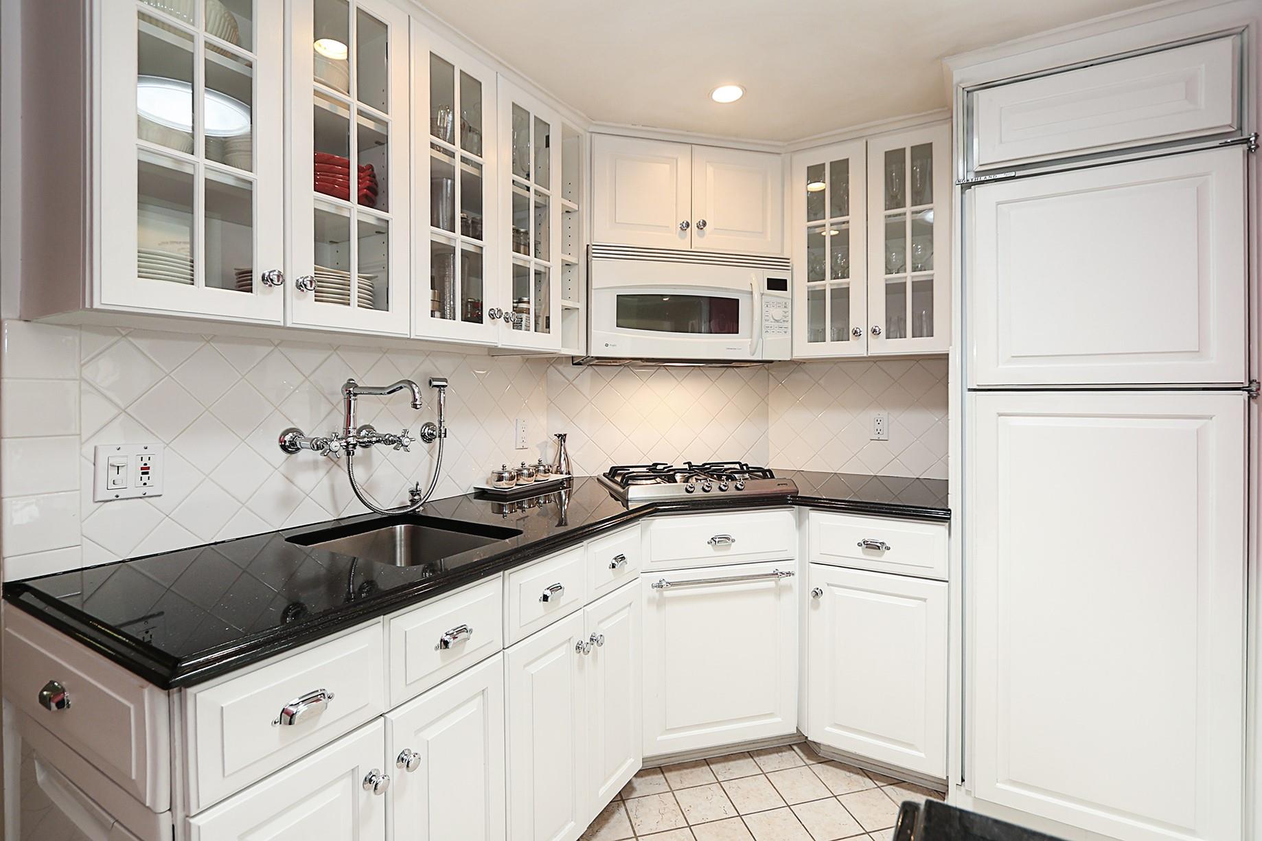 45 Holiday Boulevard, Center Moriches, New York image 16