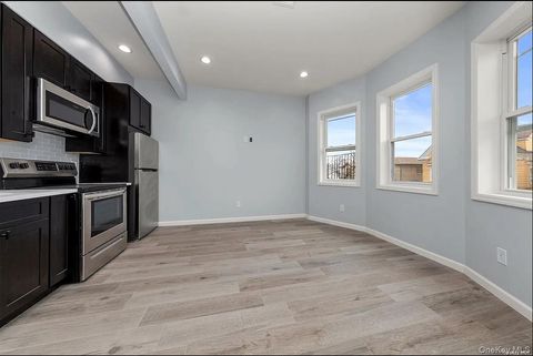 Photo of 32-17 105th Street #2F, Flushing, NY 11369 (MLS # 924589)