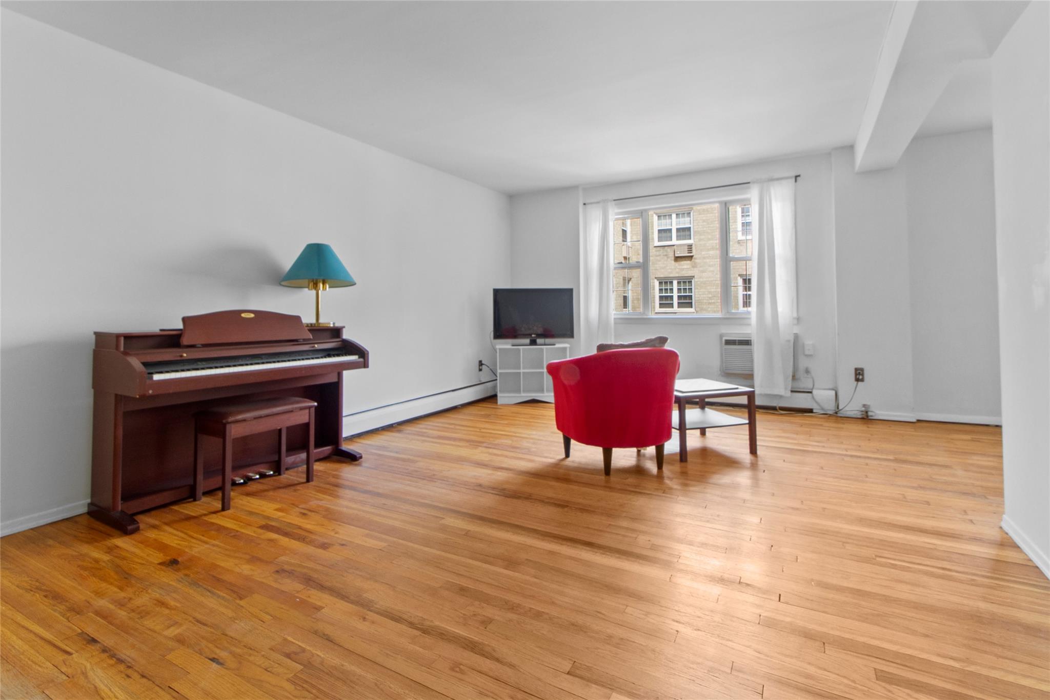 445 Broadway 2M
