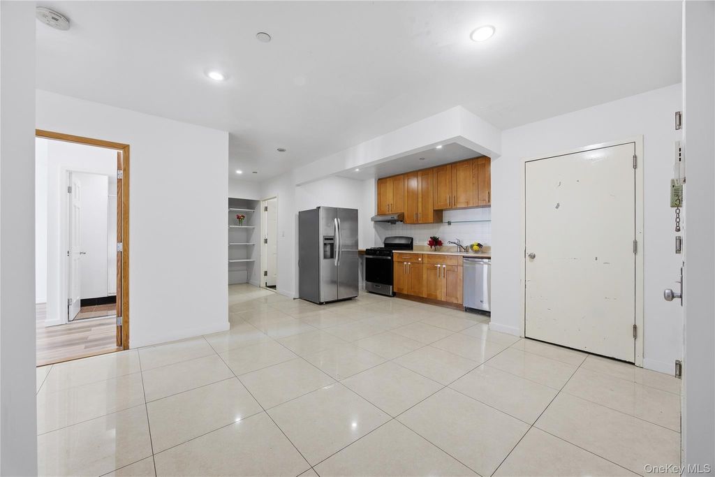 Photo of 106-07 Northern Boulevard #5B, Corona, NY 11368 (MLS # 1021471)
