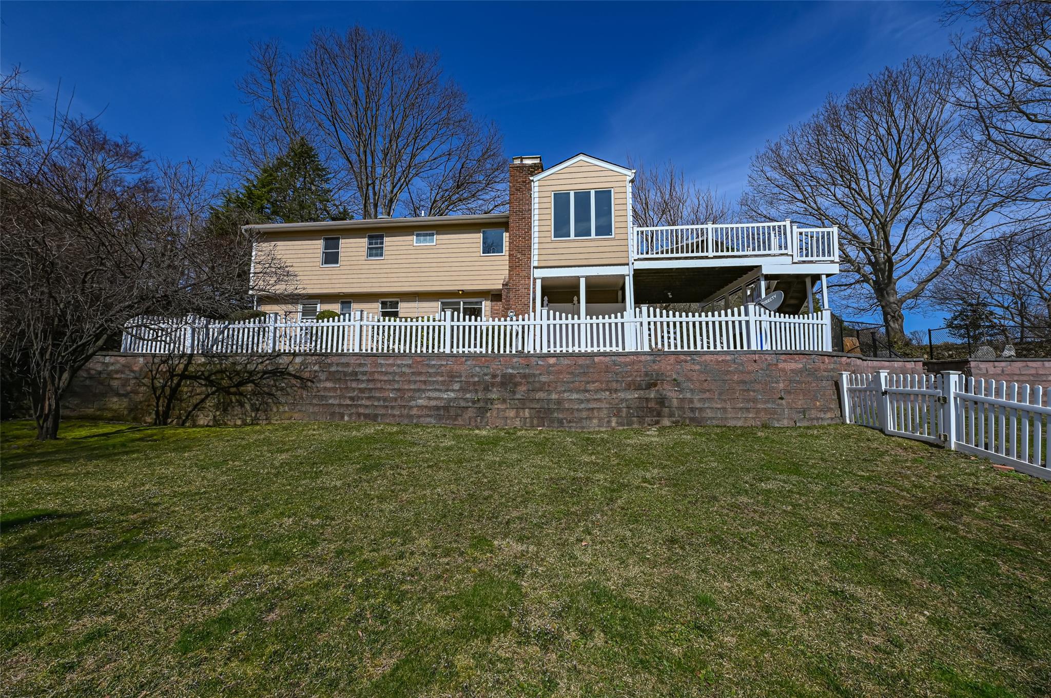 30 Cameron Drive, Huntington, New York image 4