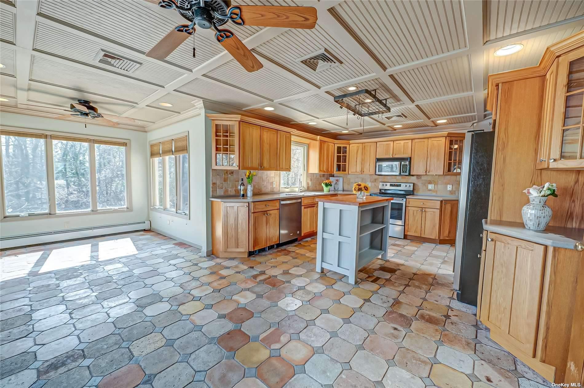 30 Cameron Drive, Huntington, New York image 9