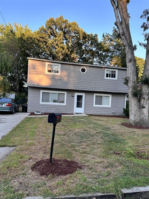 55 31st Street S Wyandanch NY 11798