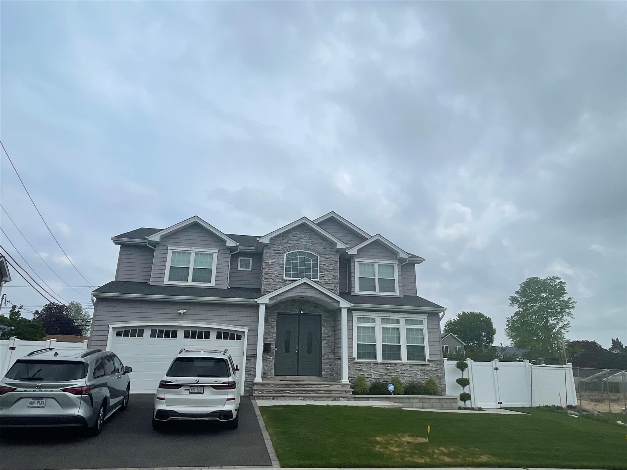 6 Vera Avenue, Plainview, New York image 1