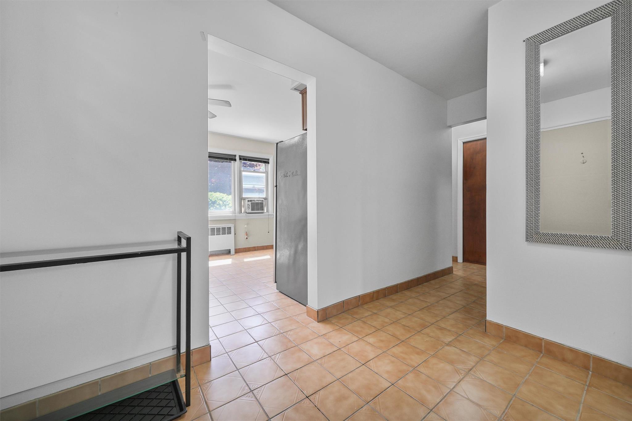 4 Leewood Circle #4L, Eastchester, New York image 7