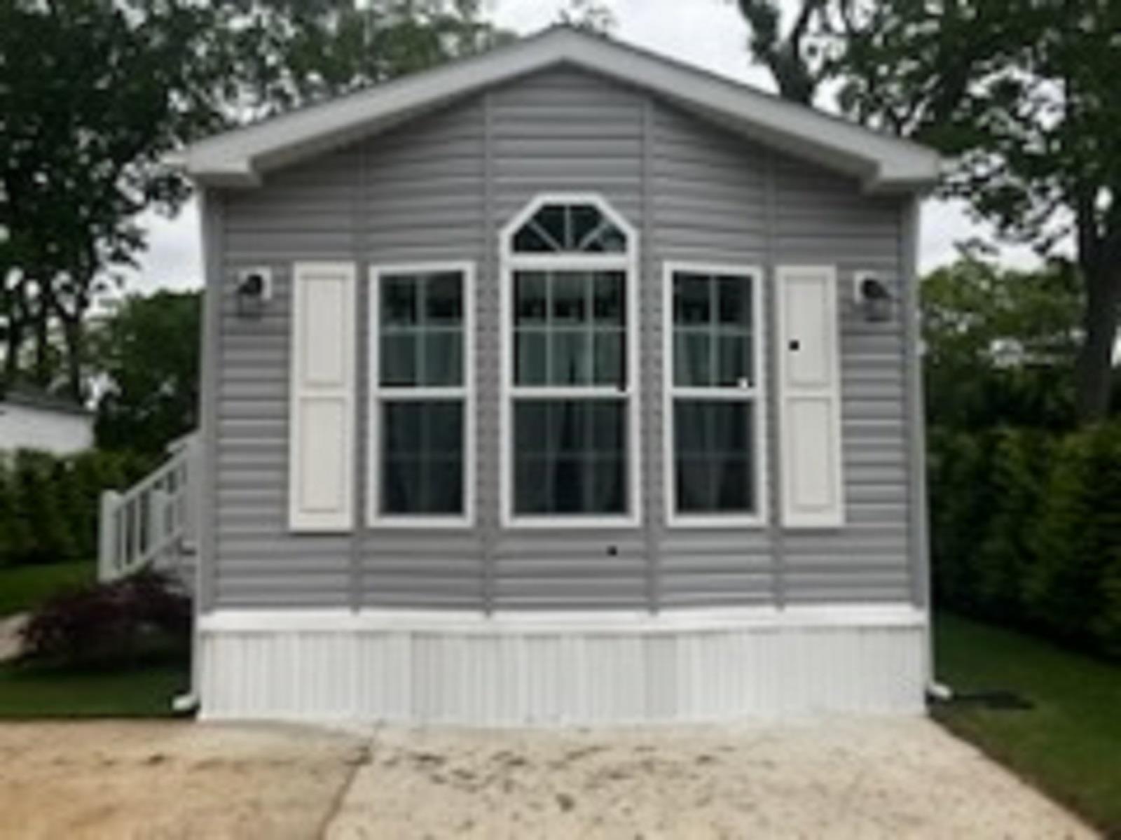 Property for Sale at Old Country Road, Riverhead, Hamptons, NY - Bedrooms: 2 
Bathrooms: 1  - $255,000