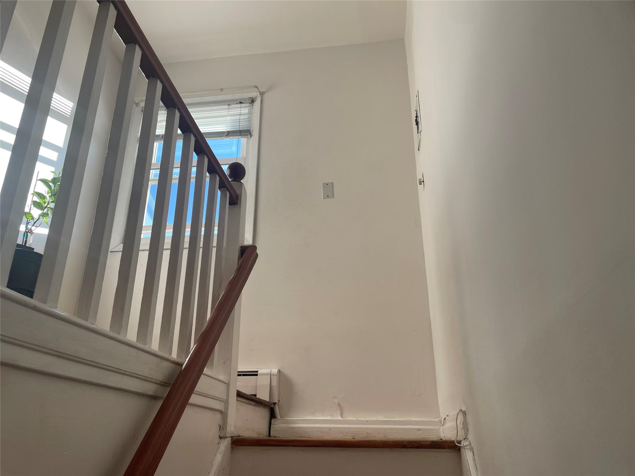 118-52 227 Street, Cambria Heights, New York image 7
