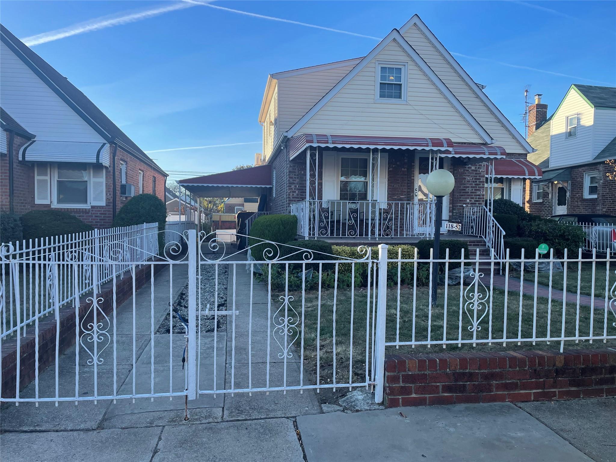 227 Street, Cambria Heights, Queens, NY - 4 Bedrooms  
3 Bathrooms  
7 Rooms - 