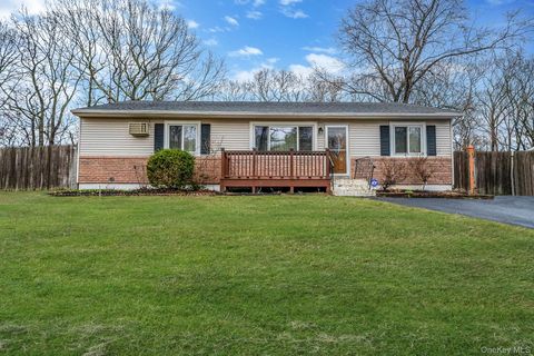 15 Carr Lane, Medford, NY 11763 - MLS#: 976013