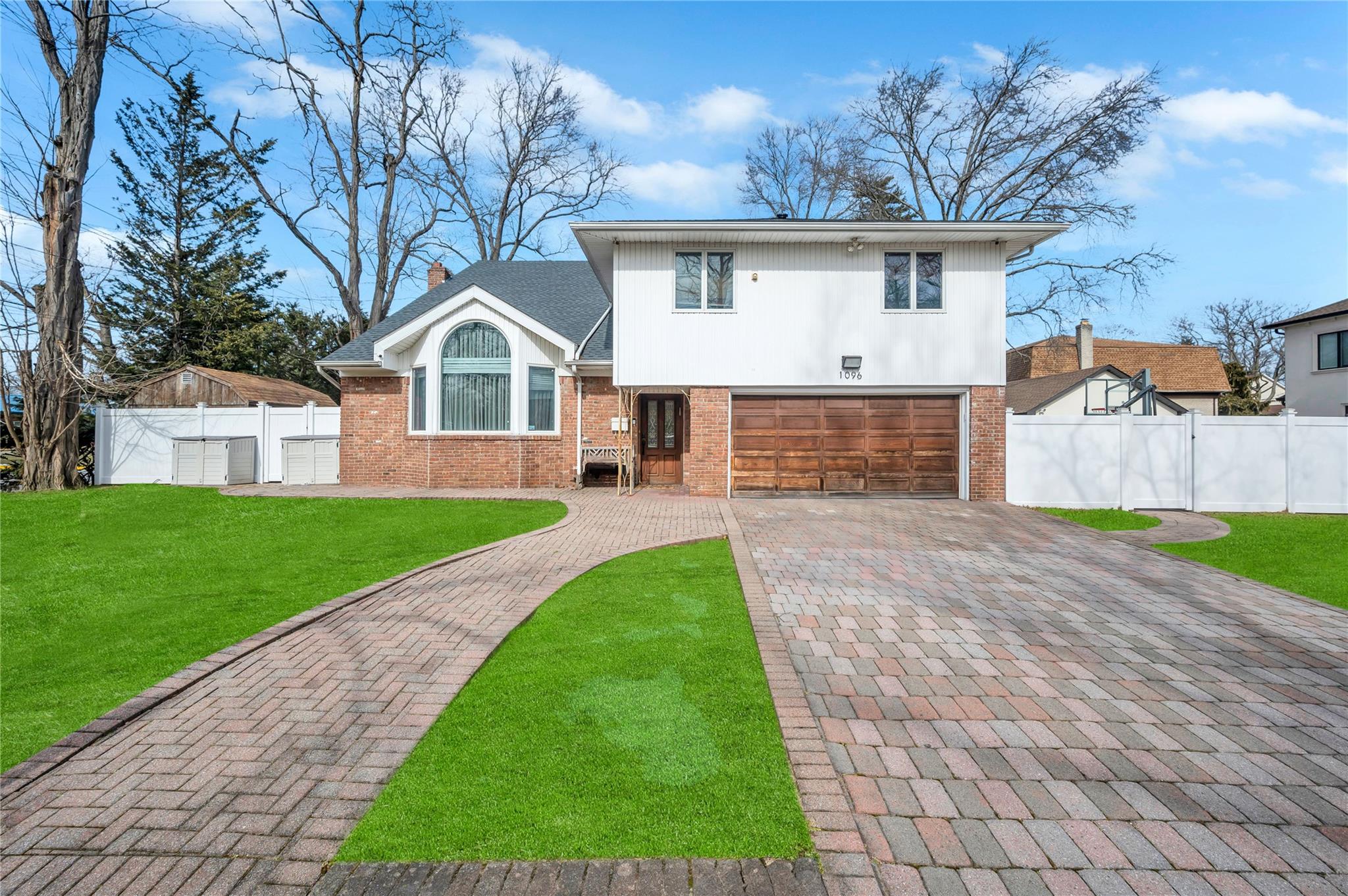 1096 Pearl Street, North Woodmere, New York image 2