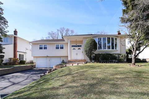 23 Dogwood Road Searingtown NY 11507