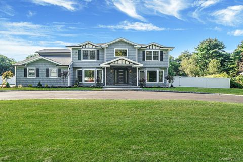 14 Quintree Lane Melville NY 11747