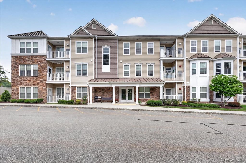 Photo of 2 Blair Heights #3323, Carmel, NY 10512 (MLS # 1003710)