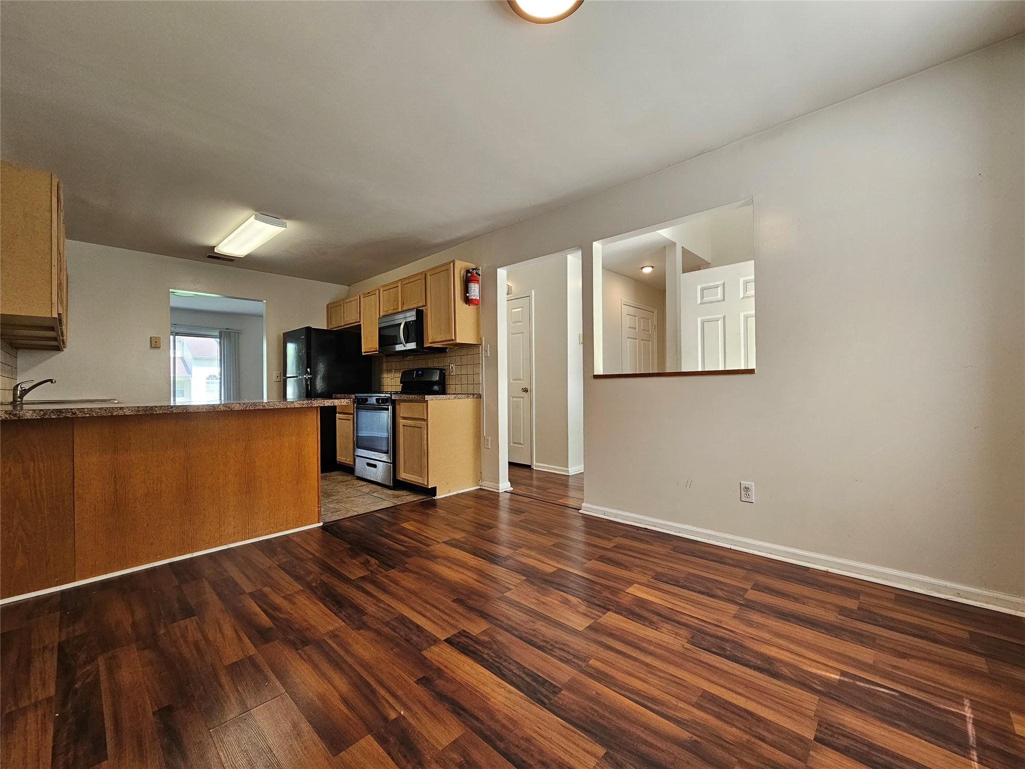 23 Woodlake Drive, Middletown, New York image 6